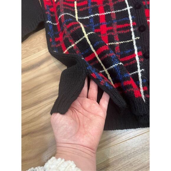 Talbots vintage wool cardigan Sweather size medium - Picture 7 of 7